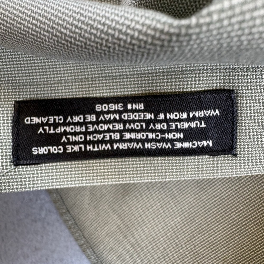 Jos A Bank Traveler Dress Shirt Mens 15.5 33 Green 100% Cotton Button Front - Picture 6 of 8